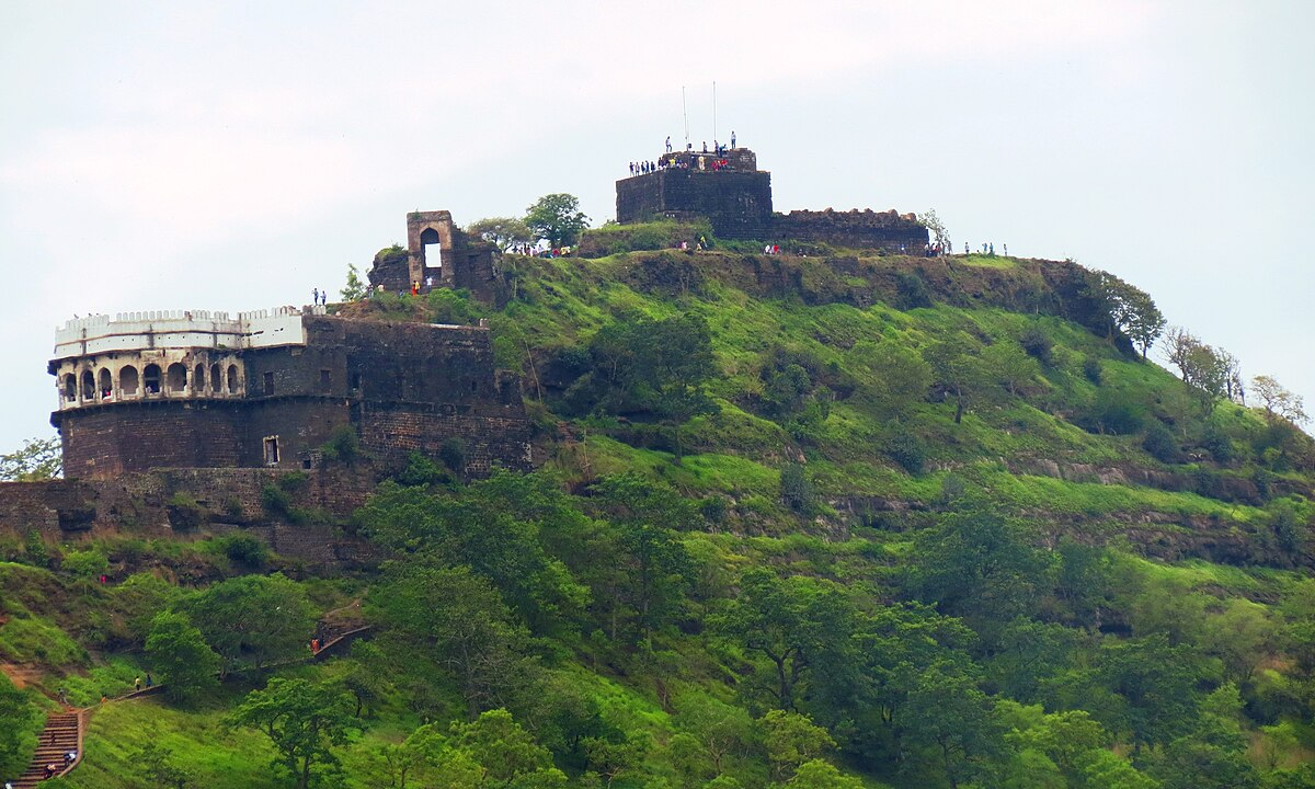 भारत के 10 सबसे पुराने किले: जहाँ आज भी गूंजती है वीरों की गाथा और इतिहास की शान! 11 दौलताबाद किला, महाराष्ट्र